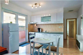 Near Sandy Beach Apartment Scandi Medulin